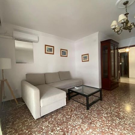 סביליה Funcional Piso 4 Dormitorios Frente A Santa Justa מראה חיצוני תמונה